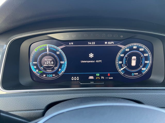2018 VOLKSWAGEN GOLF - 12