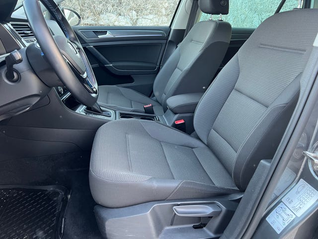 2018 VOLKSWAGEN GOLF - 9