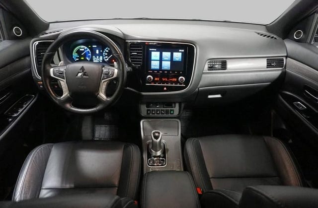 2020 MITSUBISHI OUTLANDER - 11
