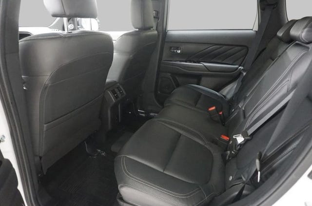 2020 MITSUBISHI OUTLANDER - 10