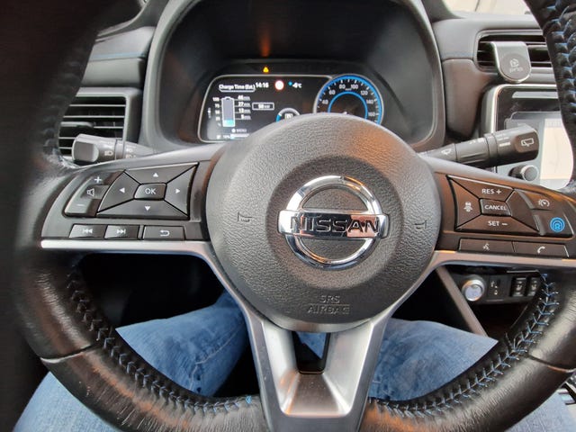 2018 NISSAN LEAF - 22