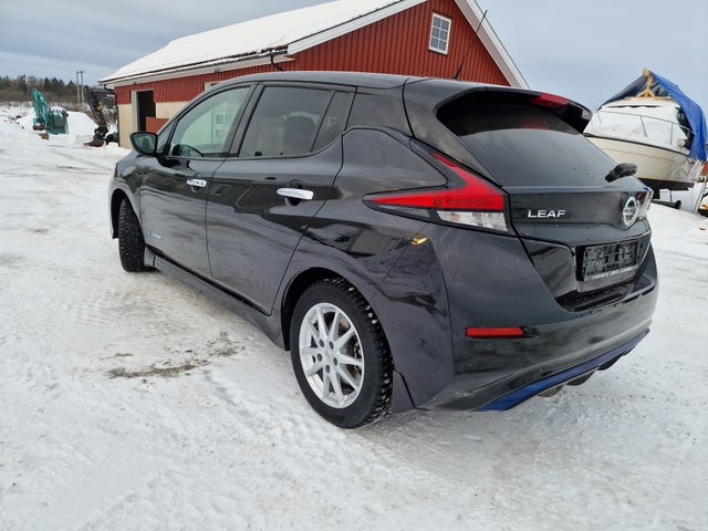 SJNFAAZE1U0004985 2018 NISSAN LEAF-5
