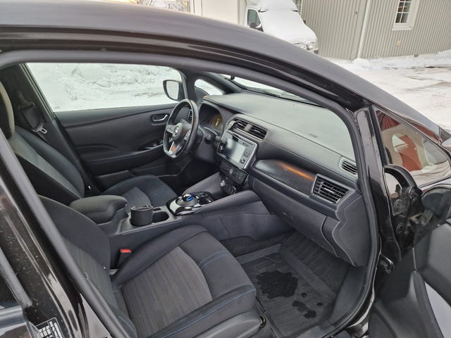2018 NISSAN LEAF - 13