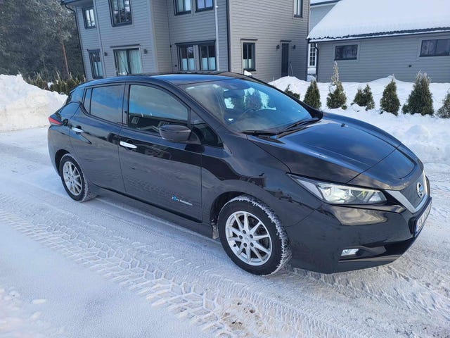 SJNFAAZE1U0008225 2018 NISSAN LEAF-1