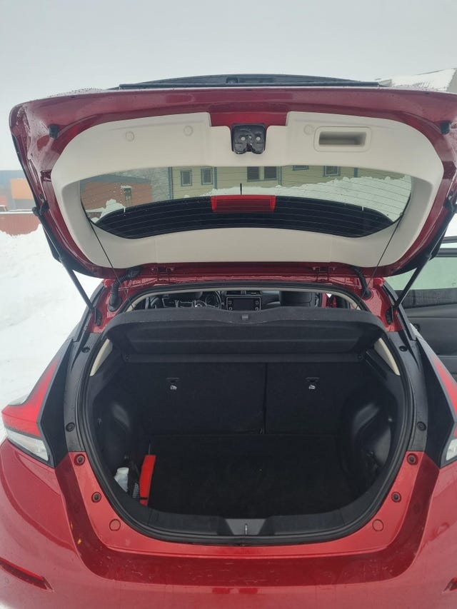 2020 NISSAN LEAF - 25