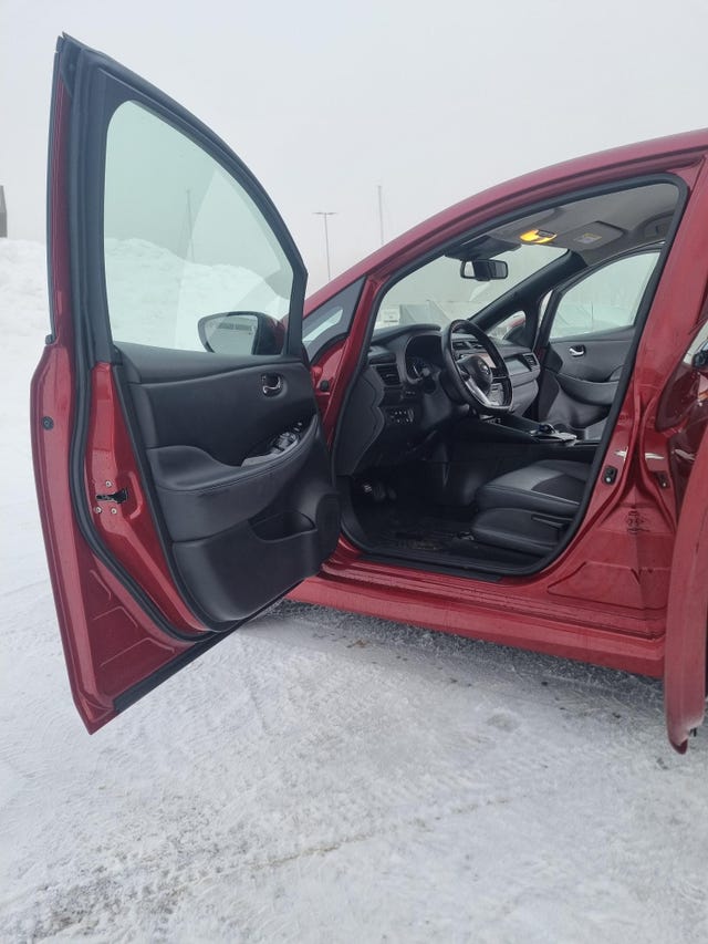 2020 NISSAN LEAF - 38