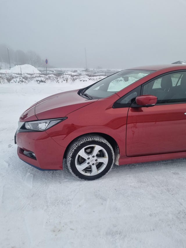 SJNFAAZE1U0106488 2020 NISSAN LEAF-2