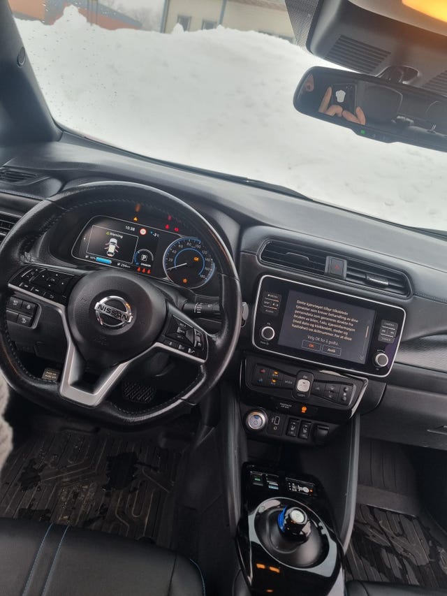 2020 NISSAN LEAF - 43