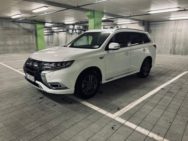 JMBXDGG3WLZ019262 2020 MITSUBISHI OUTLANDER-1