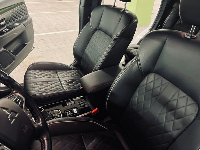 2020 MITSUBISHI OUTLANDER - 13
