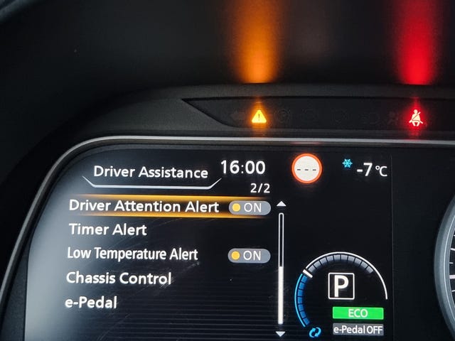 2018 NISSAN LEAF - 30