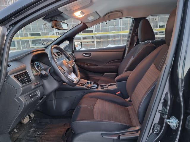 2018 NISSAN LEAF - 16