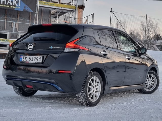 SJNFAAZE1U0003058 2018 NISSAN LEAF-5