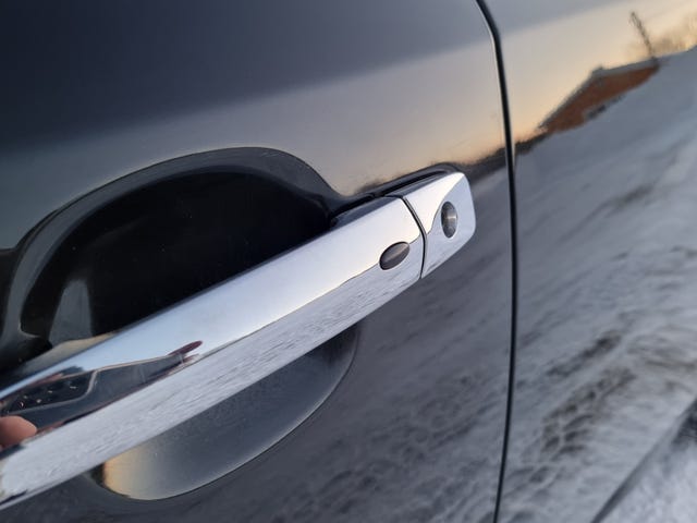 2018 NISSAN LEAF - 12