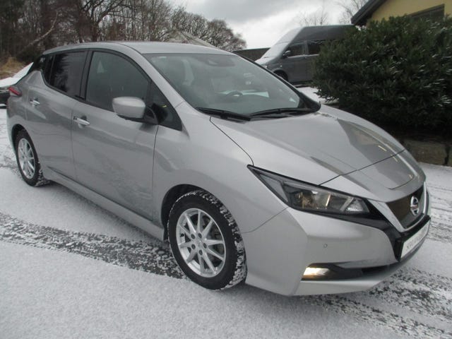 SJNFAAZE1U0006008 2018 NISSAN LEAF-2
