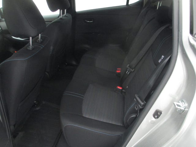 2018 NISSAN LEAF - 19