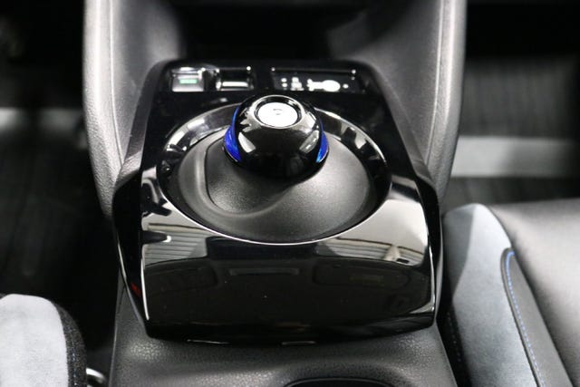 2018 NISSAN LEAF - 31