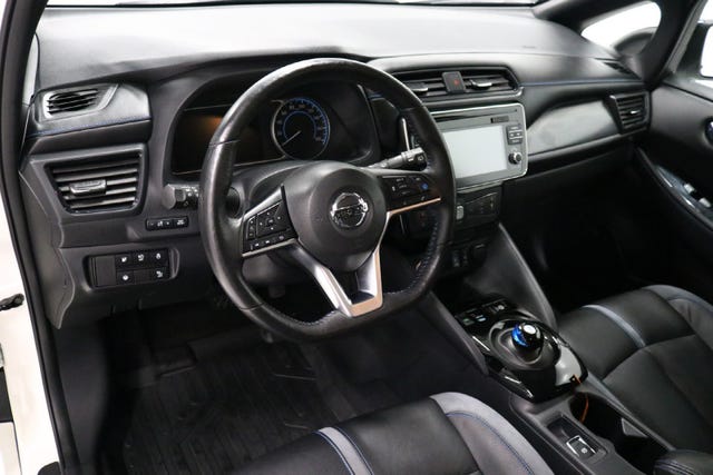 2018 NISSAN LEAF - 13