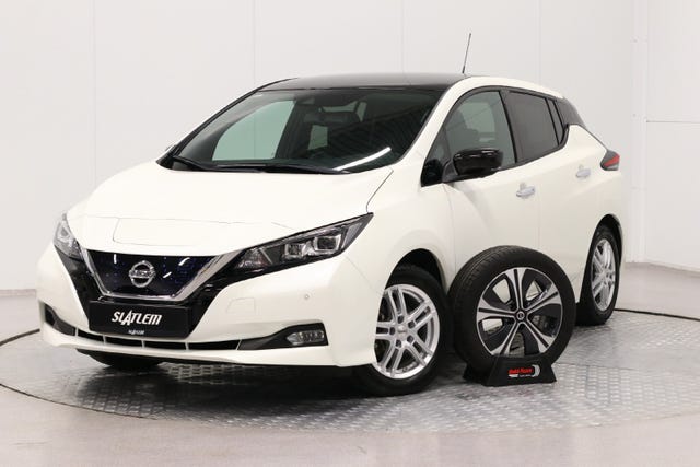 2018 NISSAN LEAF - 34