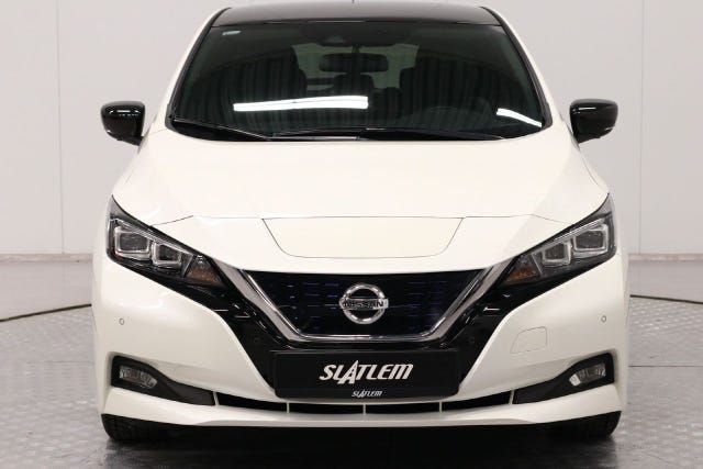 SJNFAAZE1U0037198 2018 NISSAN LEAF-2