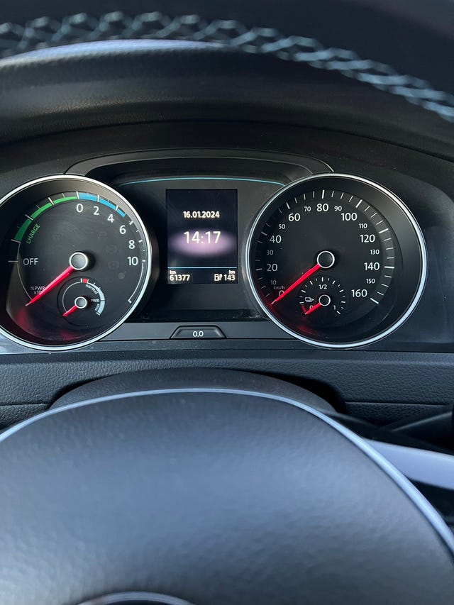 2018 VOLKSWAGEN GOLF - 11