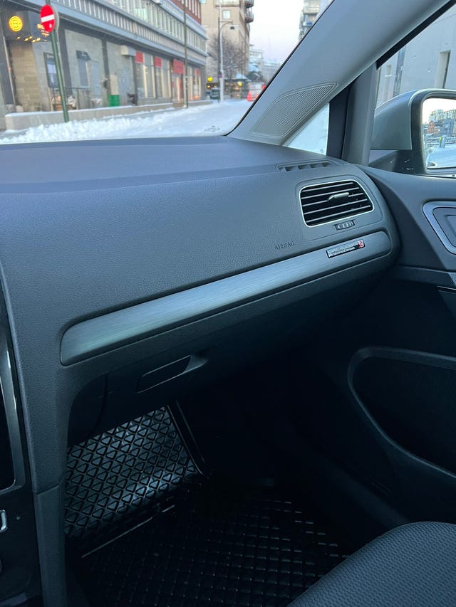 2018 VOLKSWAGEN GOLF - 10