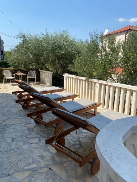 Solsenger på ene terrassen Galleribilde