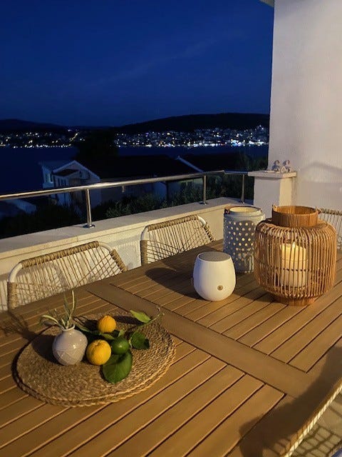 Uteplass Galleribilde