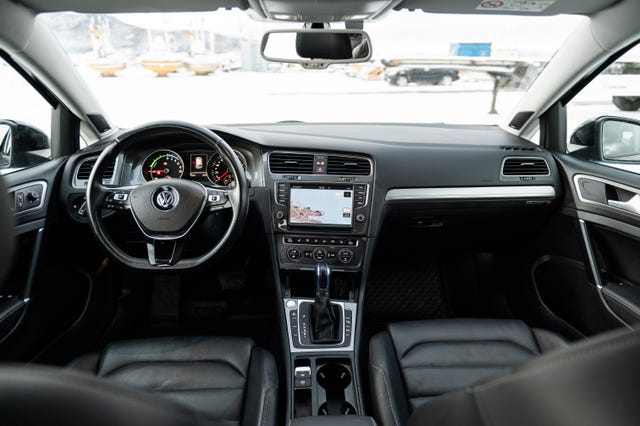 2015 VOLKSWAGEN GOLF - 12