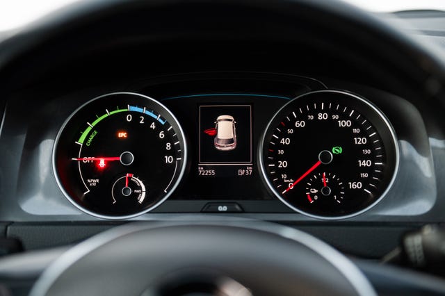 2015 VOLKSWAGEN GOLF - 15
