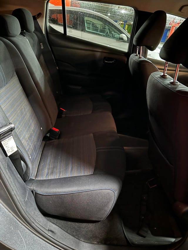 2018 NISSAN LEAF - 12