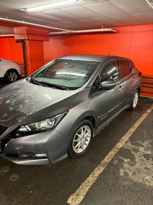 SJNFAAZE1U0019672 2018 NISSAN LEAF-1
