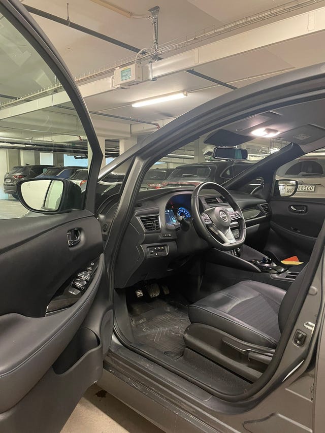 2022 NISSAN LEAF - 7