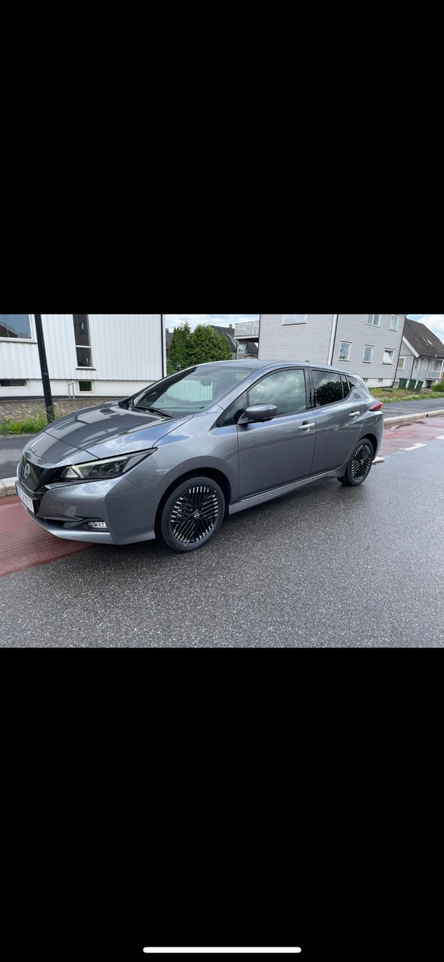 2022 NISSAN LEAF - 13