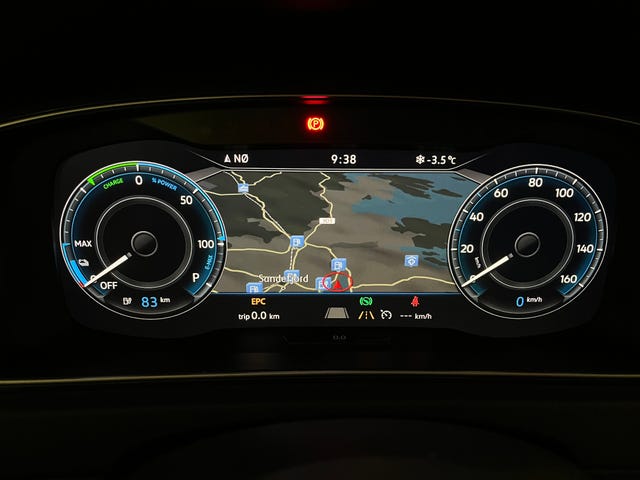 2019 VOLKSWAGEN GOLF - 16