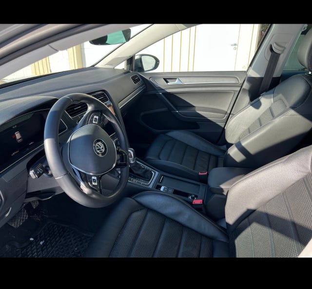 2018 VOLKSWAGEN GOLF - 9