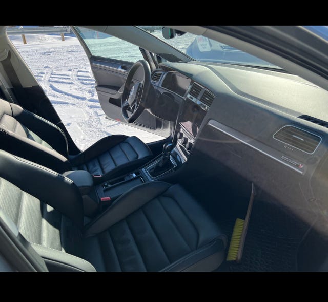 2018 VOLKSWAGEN GOLF - 12