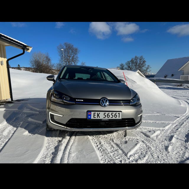 WVWZZZAUZJ8901834 2018 VOLKSWAGEN GOLF-1