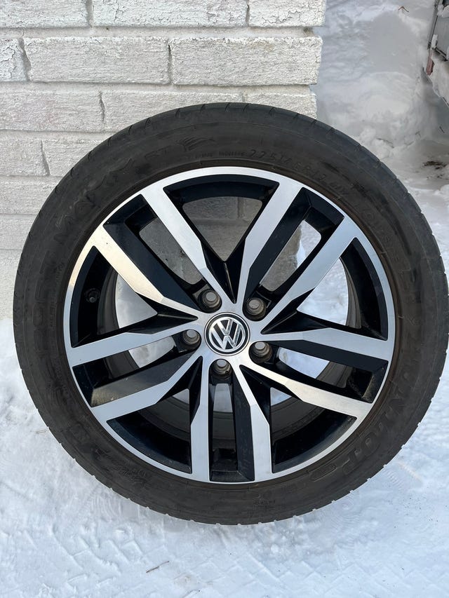 2019 VOLKSWAGEN GOLF - 28