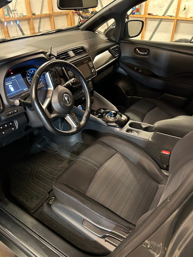 2018 NISSAN LEAF - 13
