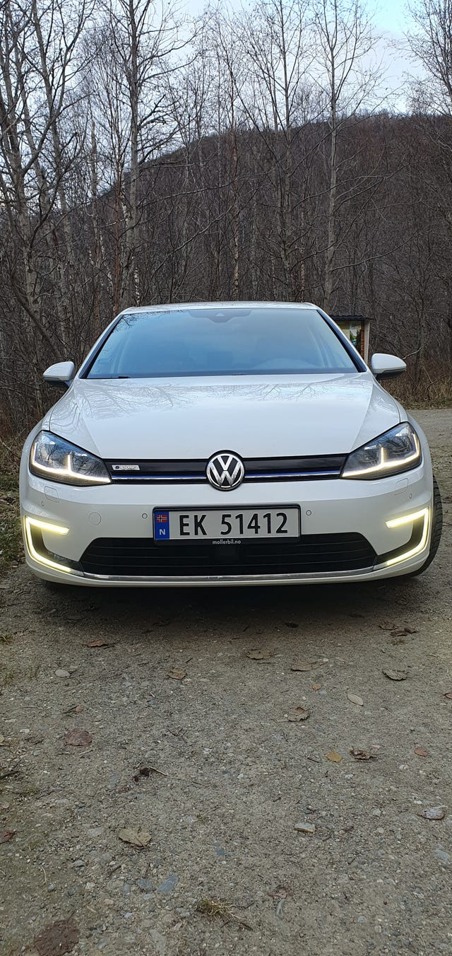WVWZZZAUZJ8900445 2018 VOLKSWAGEN GOLF-4