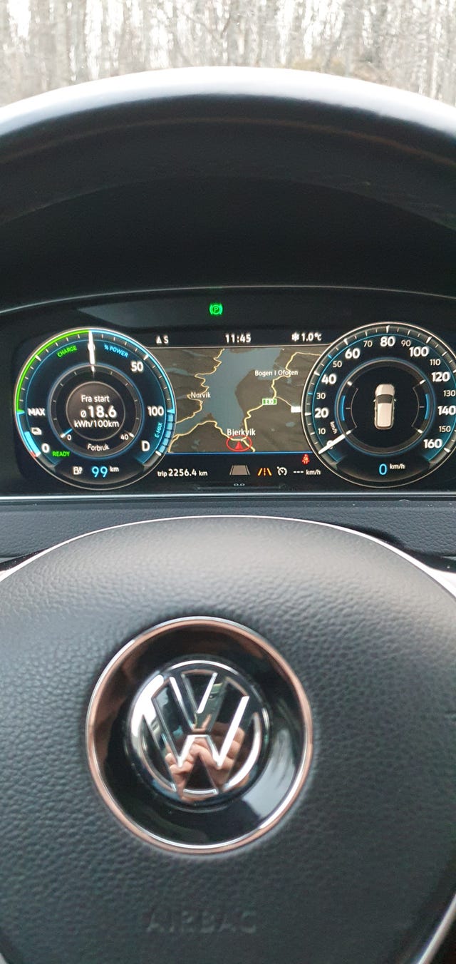 2018 VOLKSWAGEN GOLF - 9
