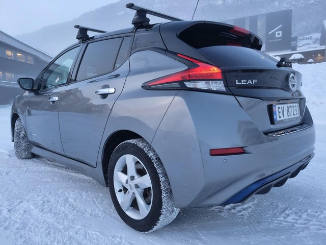 2019 NISSAN LEAF - 19