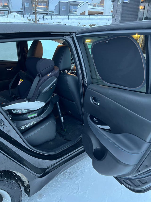 2019 NISSAN LEAF - 23