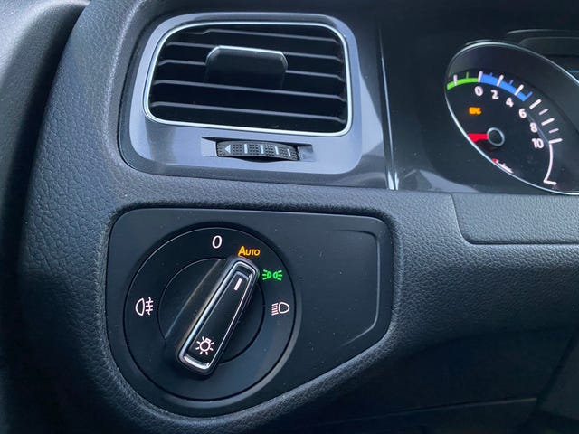 2018 VOLKSWAGEN GOLF - 10