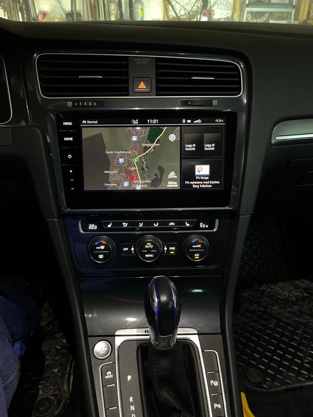 WVWZZZAUZJ8902197 2018 VOLKSWAGEN GOLF-2