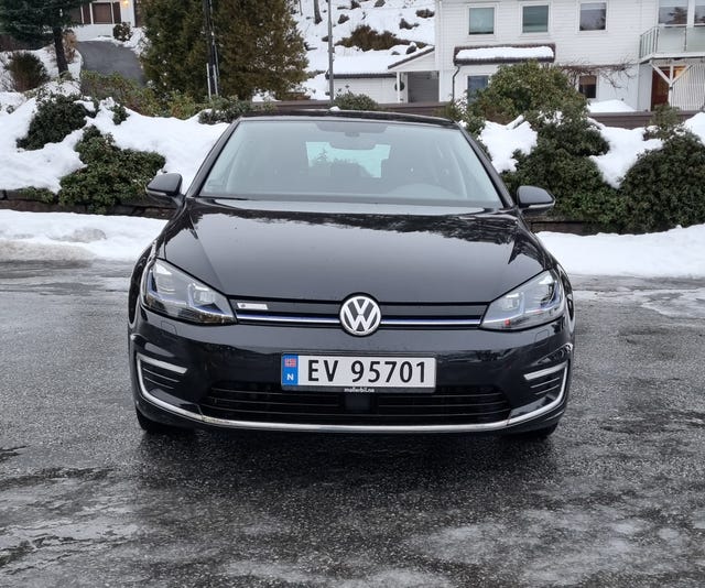 WVWZZZAUZK8991038 2019 VOLKSWAGEN GOLF-1