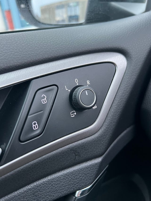 2015 VOLKSWAGEN GOLF - 16