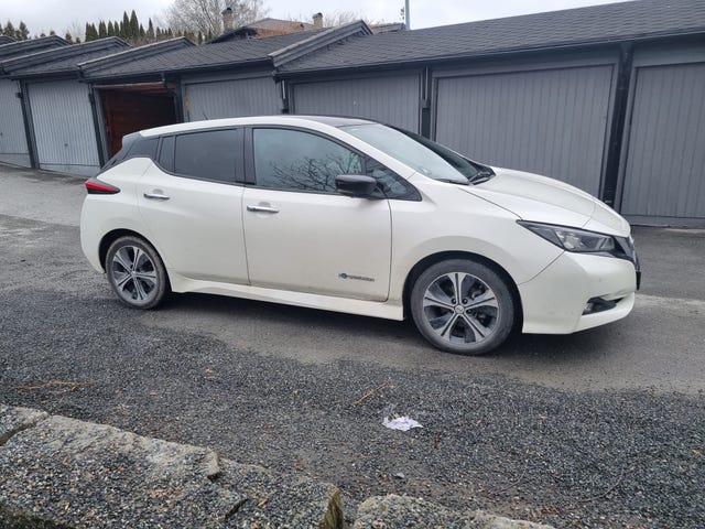 SJNFAAZE1U0006871 2018 NISSAN LEAF-0