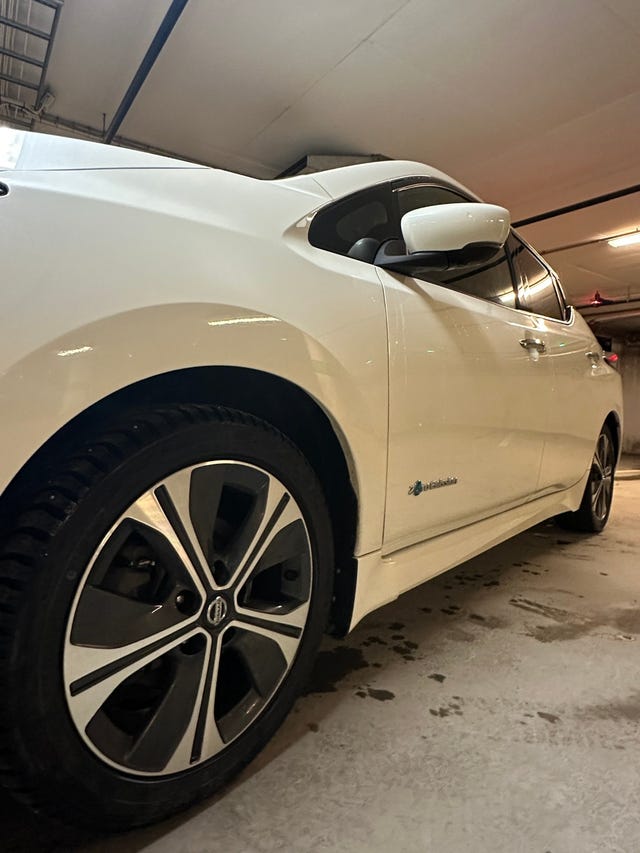 2019 NISSAN LEAF - 9